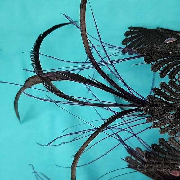 Handmade Custom Mardi Gras Mask - Picture 4 of 9